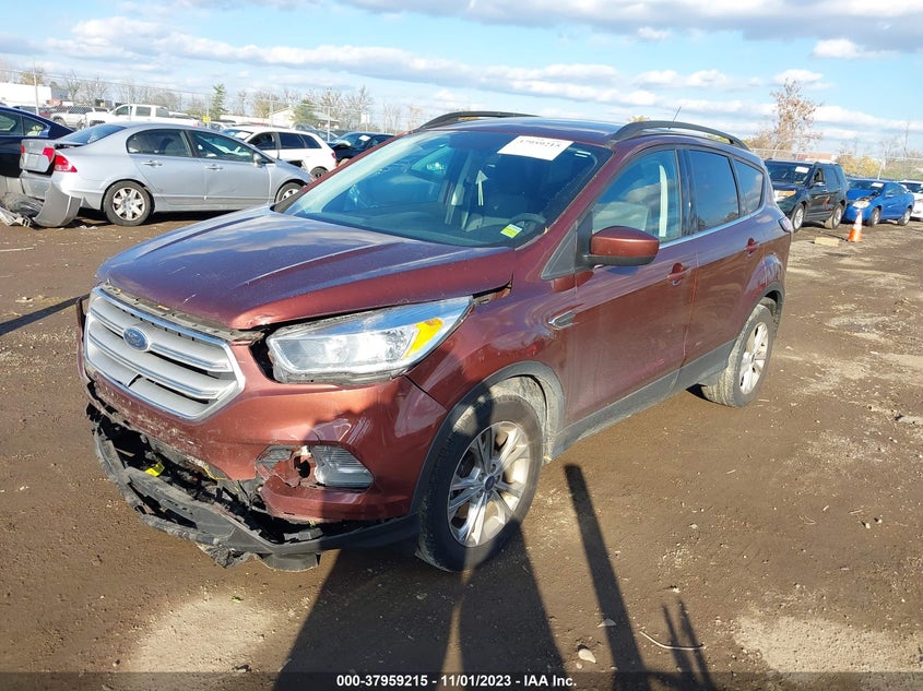 VIN 1FMCU9GD3JUC01699 2018 FORD ESCAPE SE