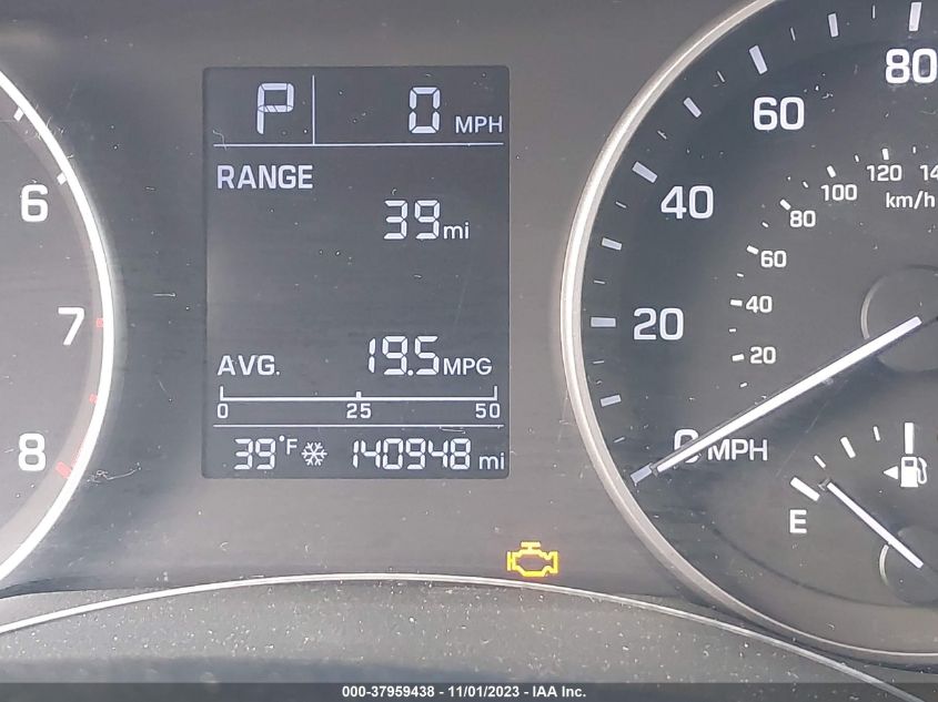 2017 HYUNDAI ELANTRA SE - 5NPD84LFXHH020787