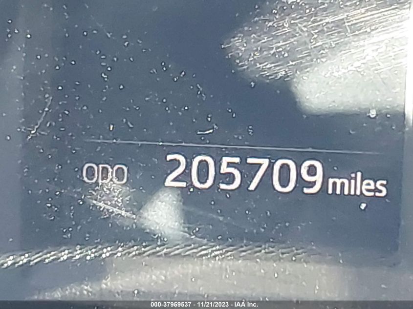 2016 TOYOTA RAV4 XLE - JTMWFREV9GJ069212