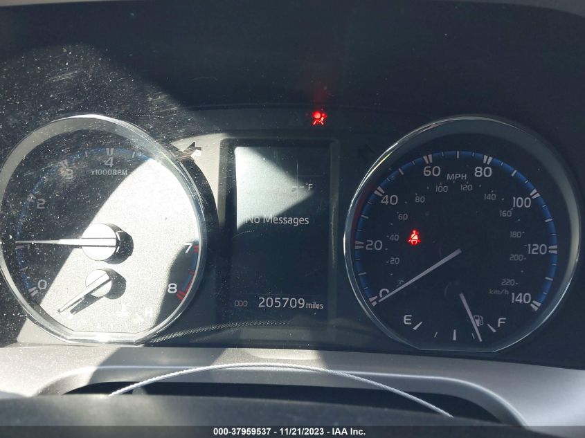2016 TOYOTA RAV4 XLE - JTMWFREV9GJ069212