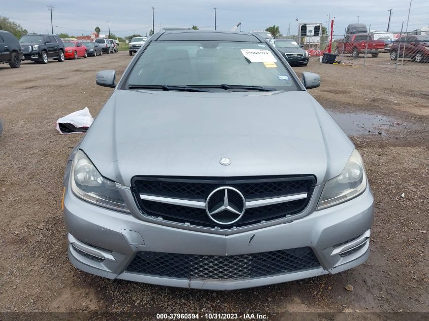 2013 MERCEDES-BENZ C 350 SPORT 4MATIC WDDGJ8JB7DF943439