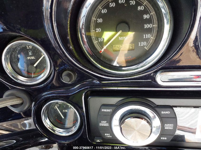 2002 HARLEY-DAVIDSON FLHTCUI 1HD1FCW1X2Y619423