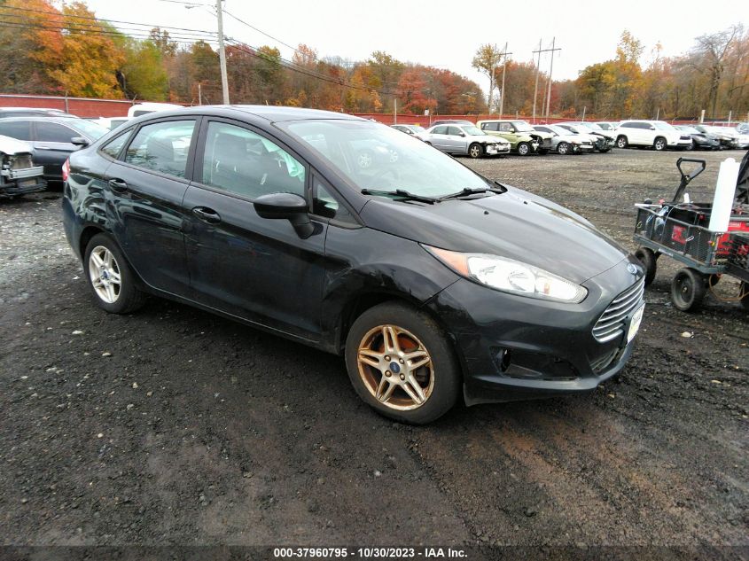 VIN 3FADP4BJ3HM150869 2017 FORD FIESTA no.1