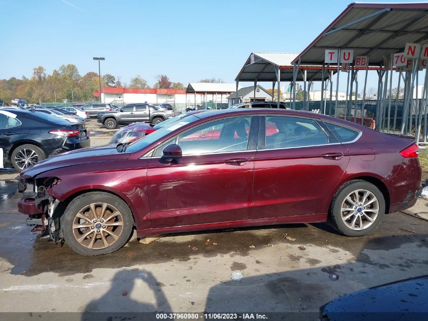 2017 FORD FUSION SE - 3FA6P0HD4HR402845