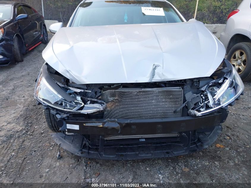 2019 HYUNDAI ELANTRA SE - 5NPD74LF3KH480772