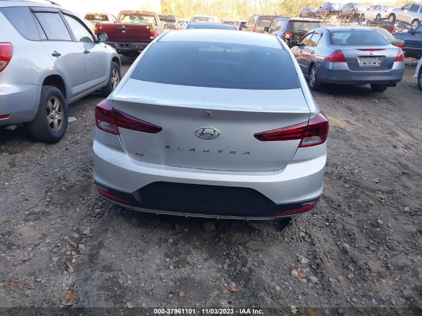 2019 HYUNDAI ELANTRA SE - 5NPD74LF3KH480772