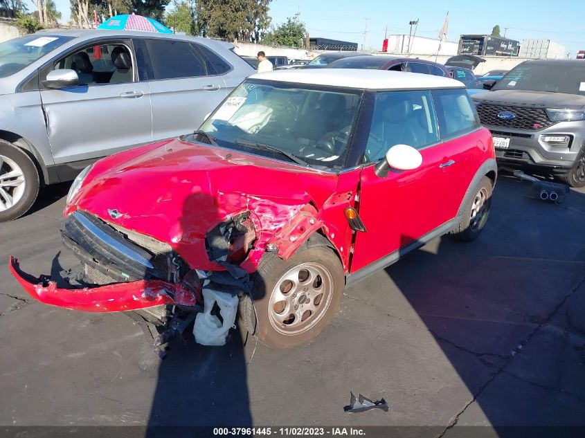 2013 MINI HARDTOP COOPER WMWSU3C57DT679109