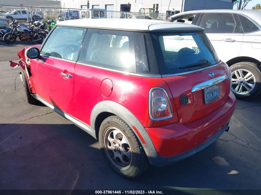 2013 MINI HARDTOP COOPER WMWSU3C57DT679109