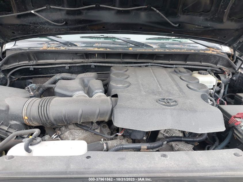 2014 TOYOTA FJ CRUISER JTEBU4BF2EK181003