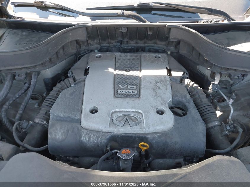 2015 INFINITI QX70 - JN8CS1MU6FM381739