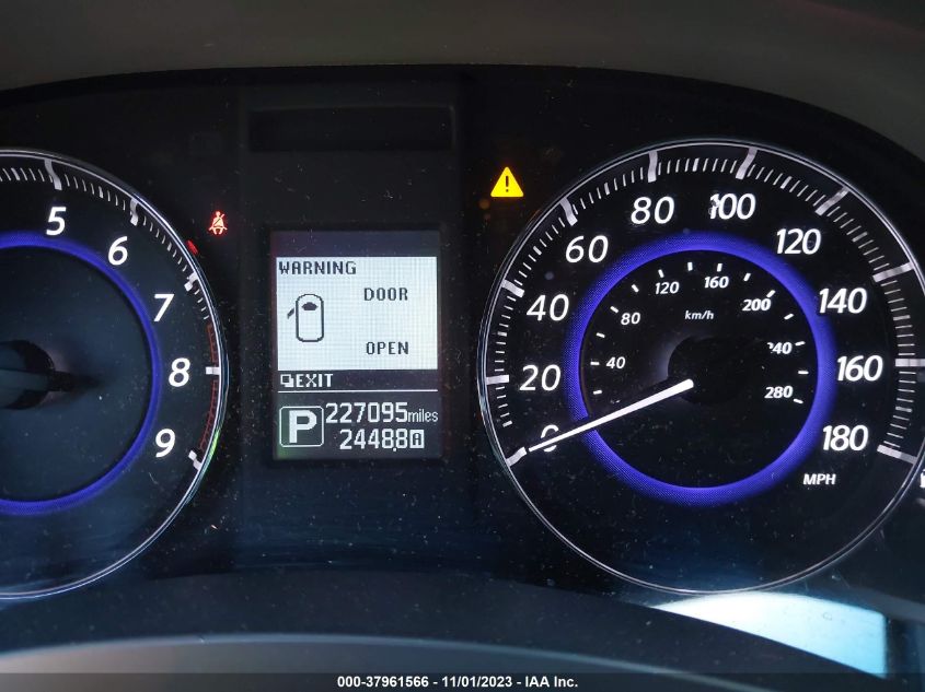 2015 INFINITI QX70 - JN8CS1MU6FM381739
