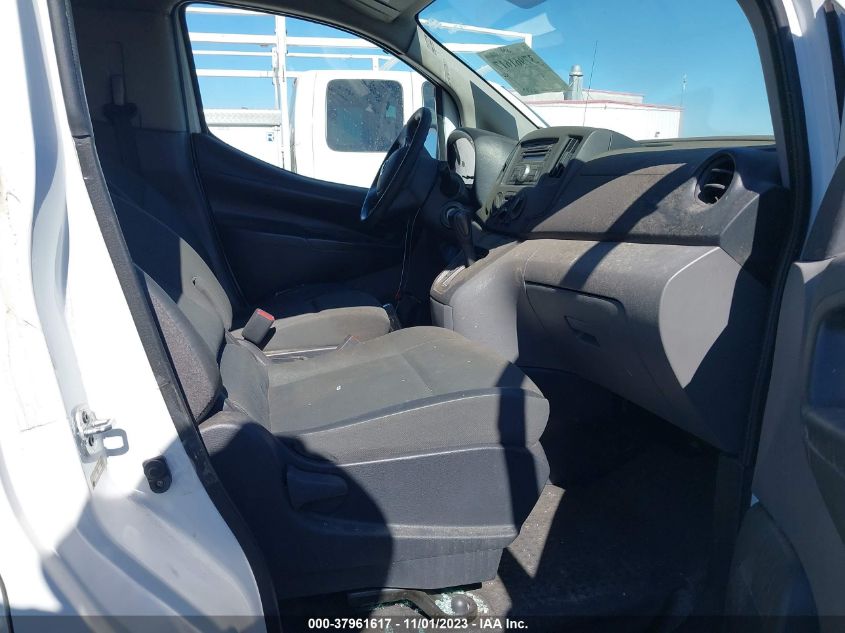 2015 NISSAN NV200 S - 3N6CM0KN2FK707500