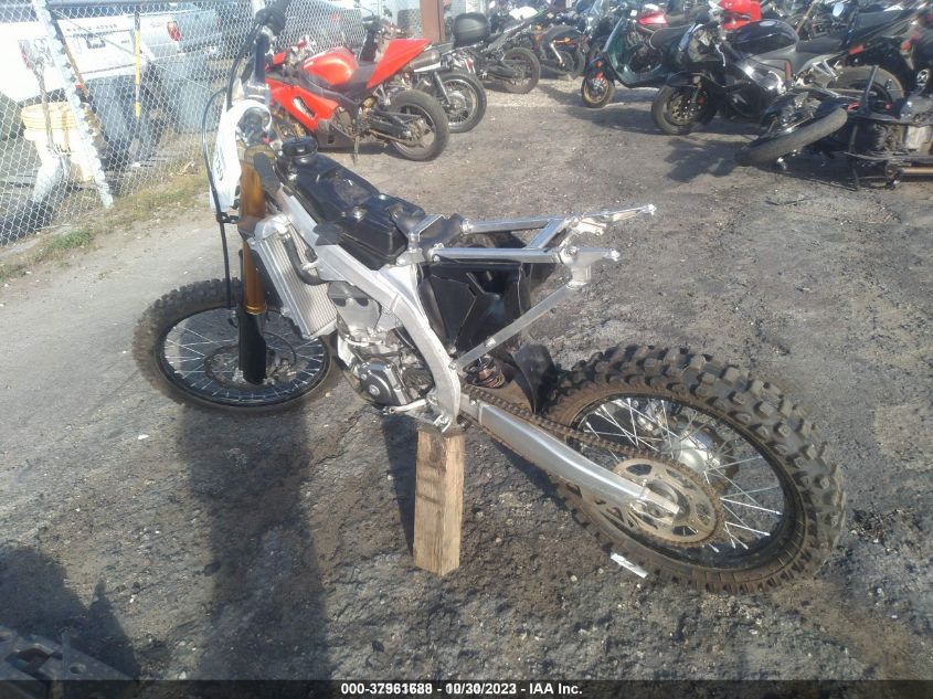 2020 SUZUKI RM-Z450 JS1DZ11C4L7100419