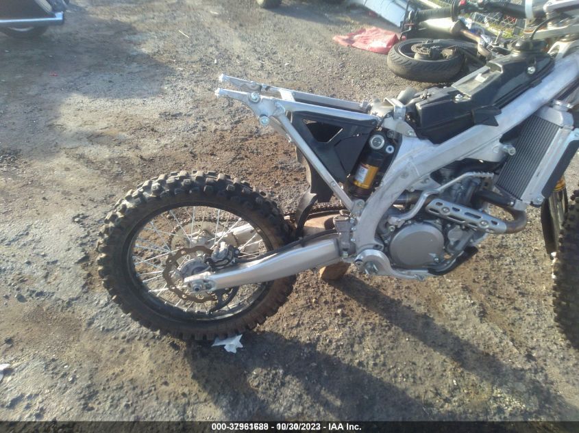 2020 SUZUKI RM-Z450 JS1DZ11C4L7100419