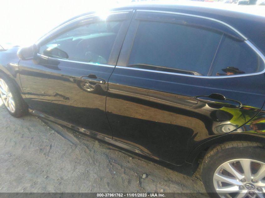 2018 TOYOTA CAMRY LE/SE/XLE/L - 4T1B11HKXJU017220