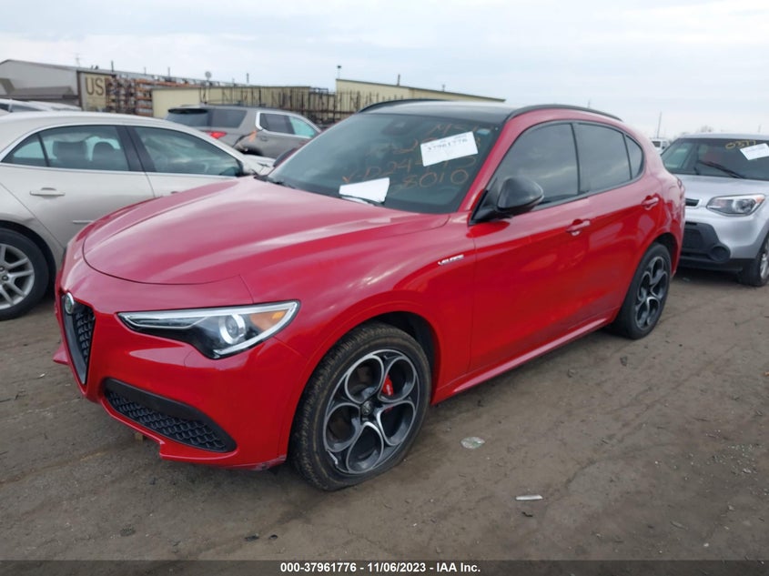VIN ZASPAKBN4N7D24445 2022 ALFA ROMEO STELVIO VELOCE TI AWD