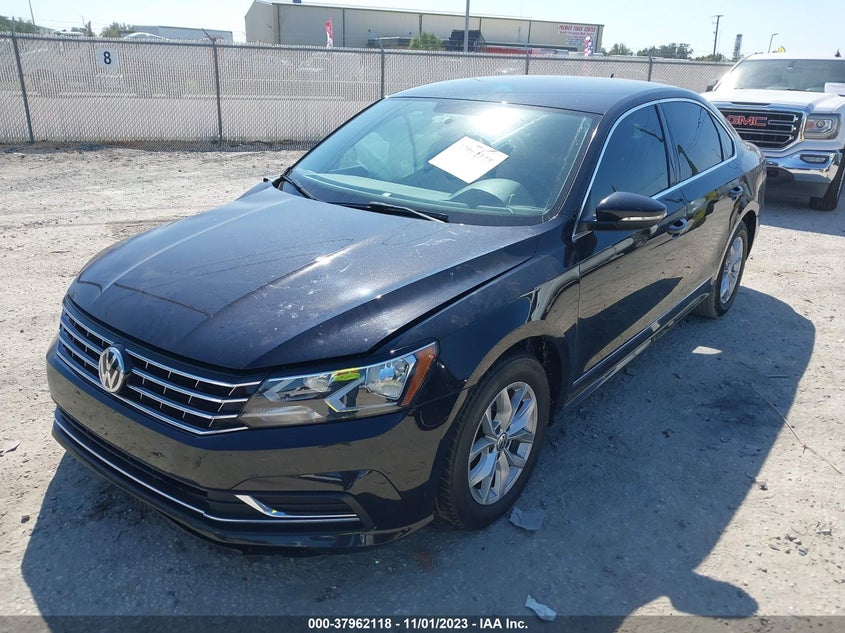 VIN 1VWAT7A35HC025268 2017 VOLKSWAGEN PASSAT 1.8T S