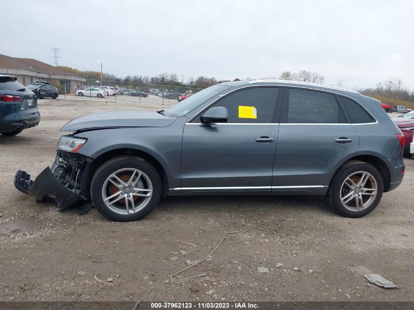 2017 AUDI Q5 PREMIUM - WA1C2AFPXHA095474
