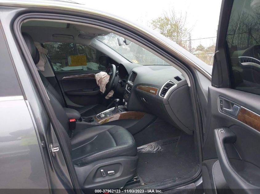 2017 AUDI Q5 PREMIUM - WA1C2AFPXHA095474