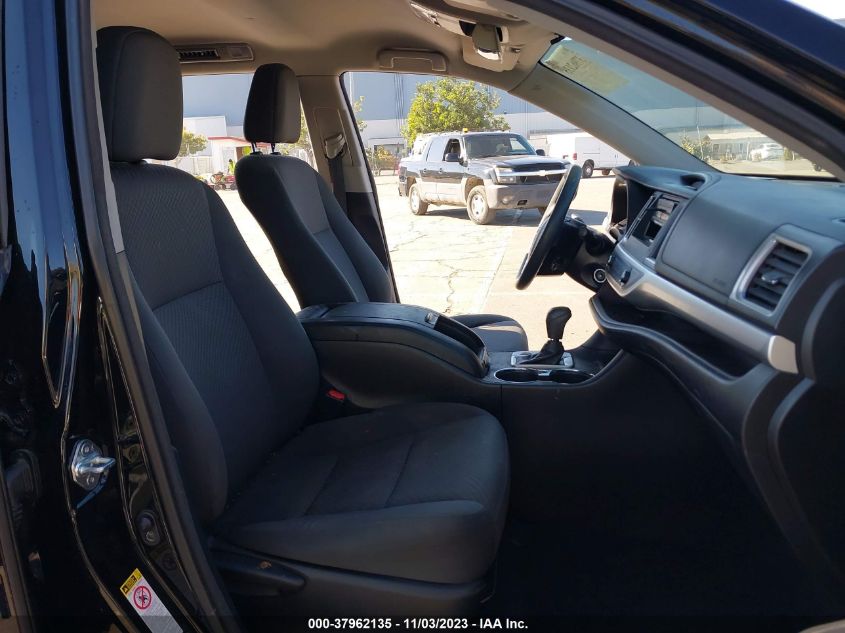 2017 TOYOTA HIGHLANDER LE - 5TDBZRFH3HS393985