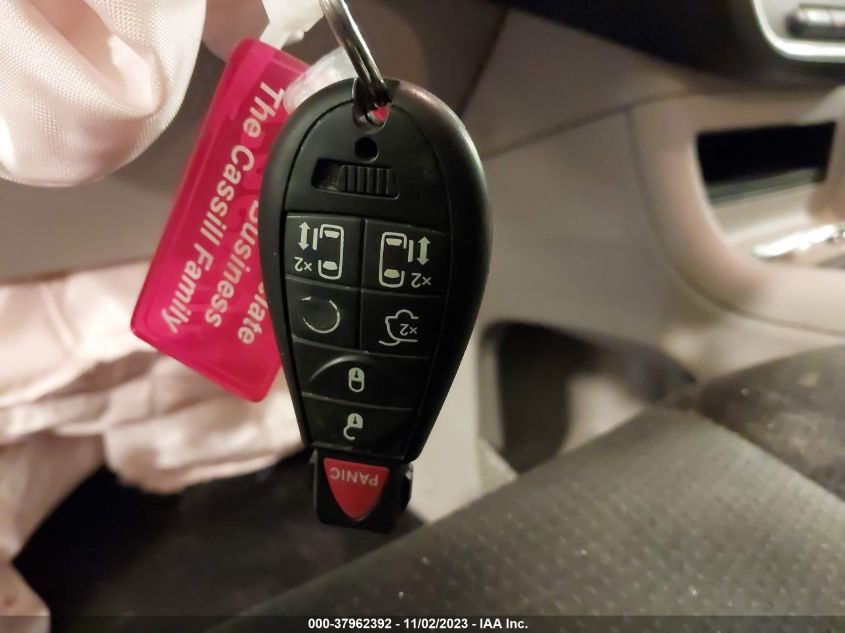 2015 DODGE GRAND CARAVAN SXT - 2C4RDGCG7FR658488