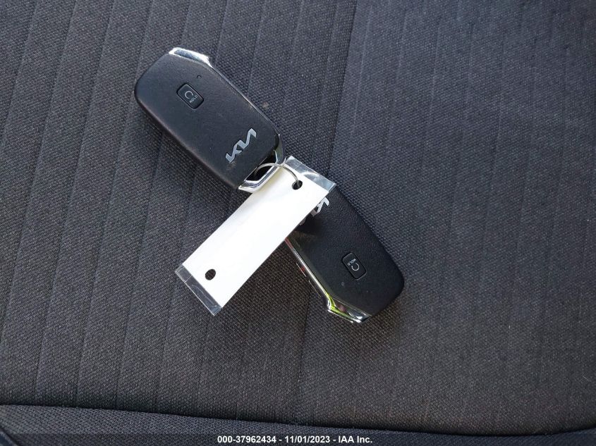 2022 KIA SELTOS S - KNDEUCAA3N7304635