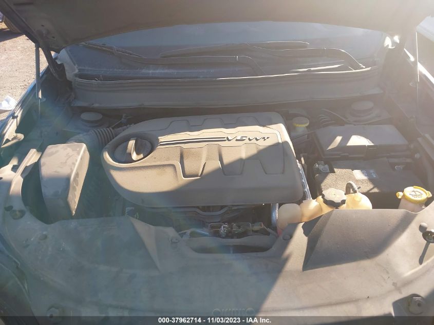 2019 JEEP CHEROKEE LATITUDE PLUS - 1C4PJLLXXKD339849