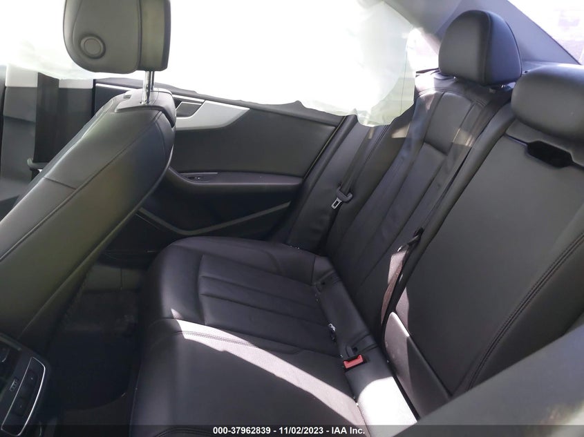 VIN WAUENAF47JA165382 2018 AUDI A4 PREMIUM PLUS