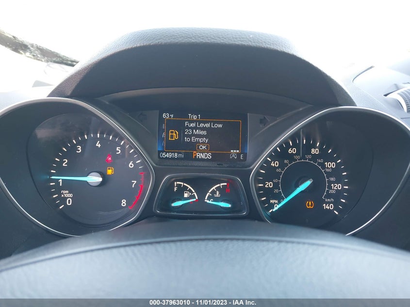 VIN 1FMCU0GD9KUA80562 2019 FORD ESCAPE SE