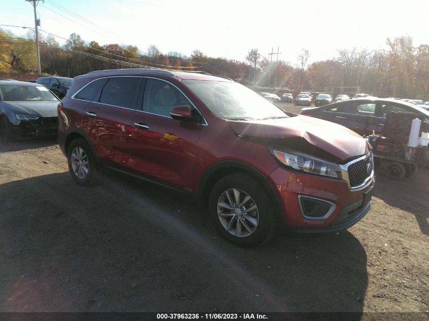 2016 KIA SORENTO LX - 5XYPGDA30GG011157