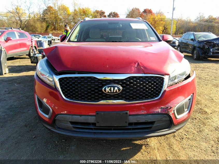 2016 KIA SORENTO LX - 5XYPGDA30GG011157