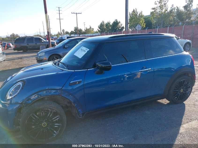 2023 MINI HARDTOP 2 DOOR COOPER SE WMW13DJ02P2T06775