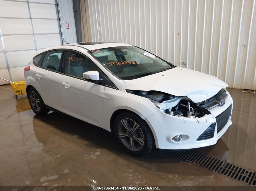 2014 FORD FOCUS SE - 1FADP3K25EL391140