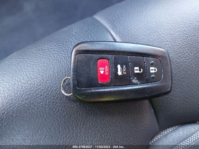 2018 TOYOTA CAMRY L/LE/XLE/SE/XSE - 4T1B11HK2JU578608