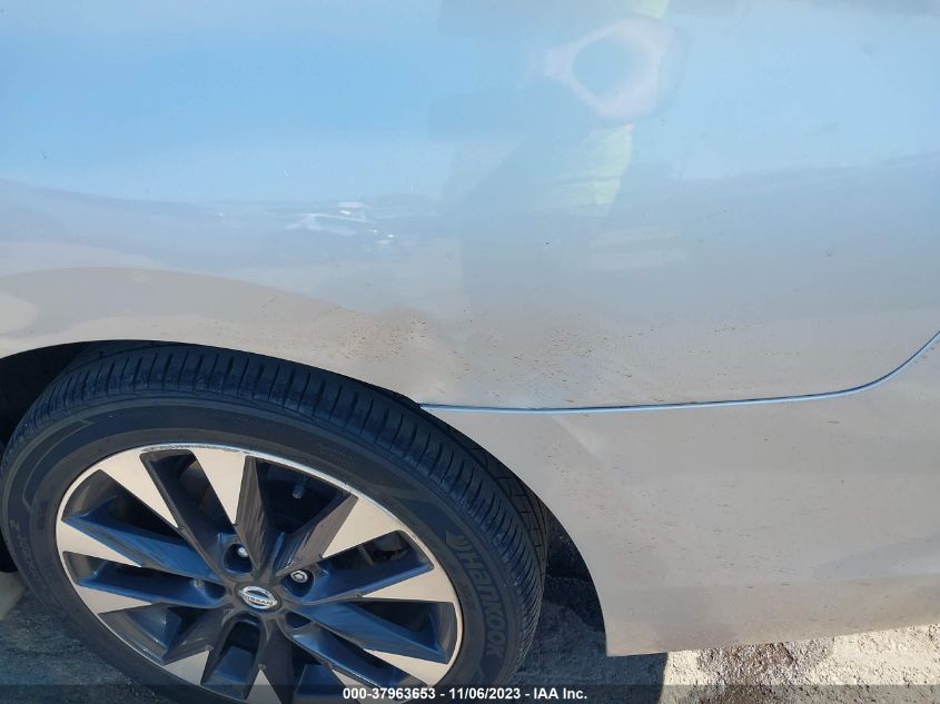 2017 NISSAN SENTRA SR - 3N1AB7AP3HY363609