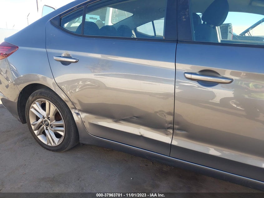 VIN 5NPD84LFXKH424213 2019 HYUNDAI ELANTRA SEL
