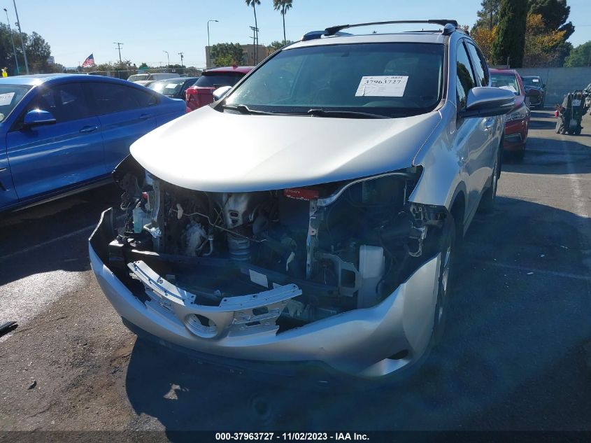 2015 TOYOTA RAV4 XLE - JTMWFREV6FD079712