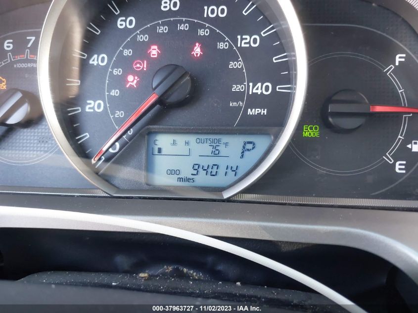 2015 TOYOTA RAV4 XLE - JTMWFREV6FD079712