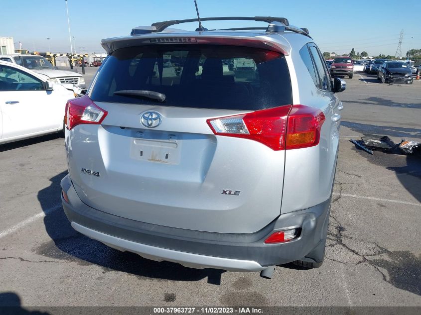 2015 TOYOTA RAV4 XLE - JTMWFREV6FD079712