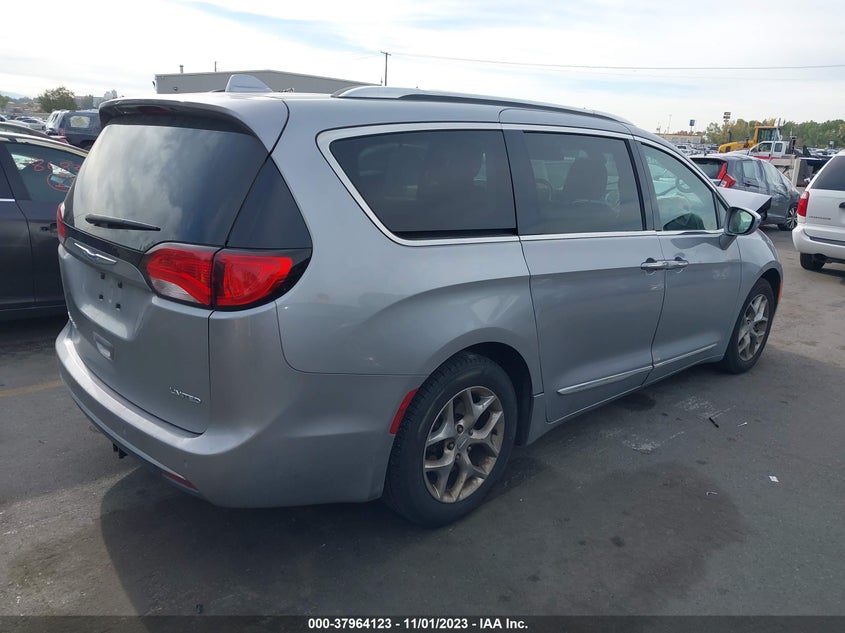 VIN 2C4RC1GG4JR185491 2018 CHRYSLER PACIFICA LIMITED