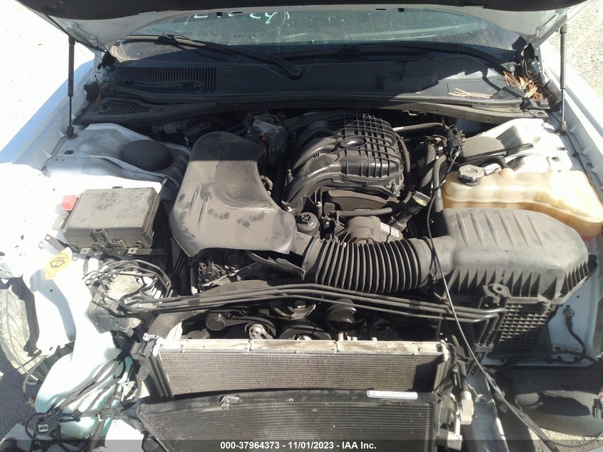 VIN 2C3CDZAG1JH258143 2018 DODGE CHALLENGER SXT PLUS