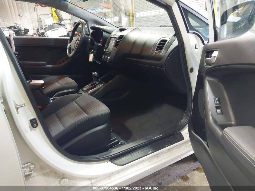 2018 KIA FORTE LX - 3KPFL4A73JE225882