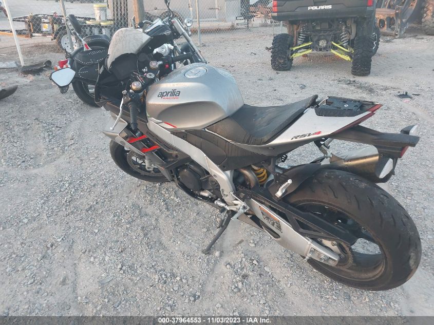 2021 APRILIA RSV4 1100 ZD4KYUA05MS000193