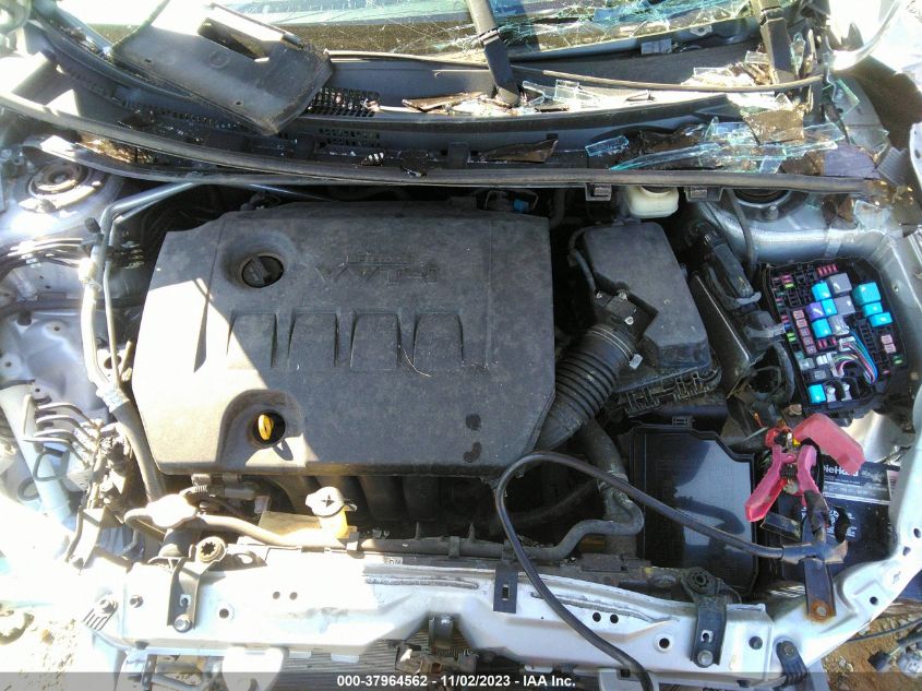 2015 TOYOTA COROLLA LE - 5YFBURHE7FP305401