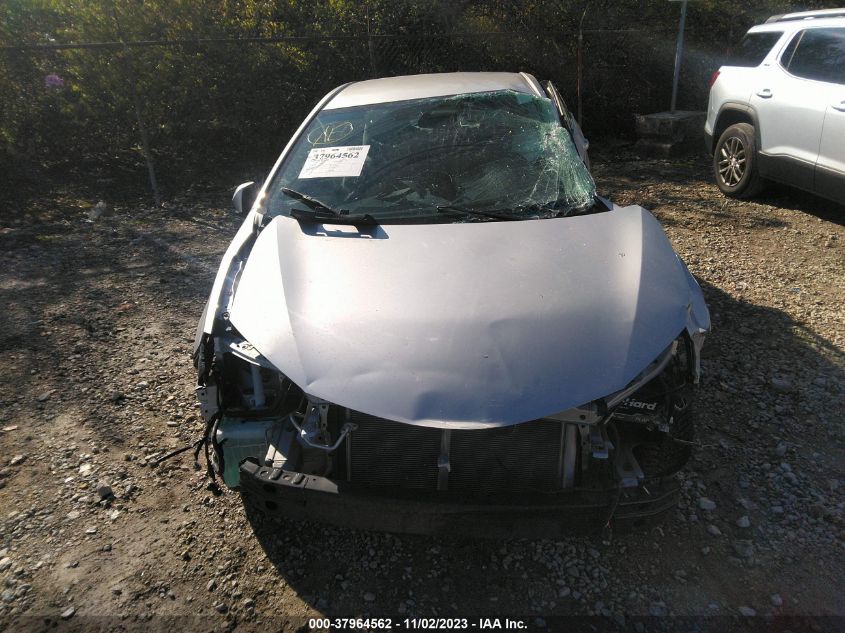 2015 TOYOTA COROLLA LE - 5YFBURHE7FP305401