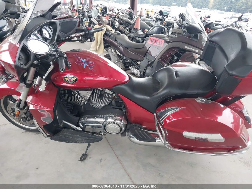 2012 VICTORY MOTORCYCLES CROSS COUNTRY TOUR - 5VPTW36N8C3010196
