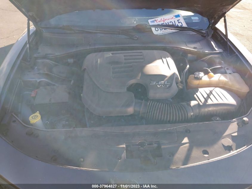 2017 DODGE CHARGER SE RWD - 2C3CDXBG0HH515094