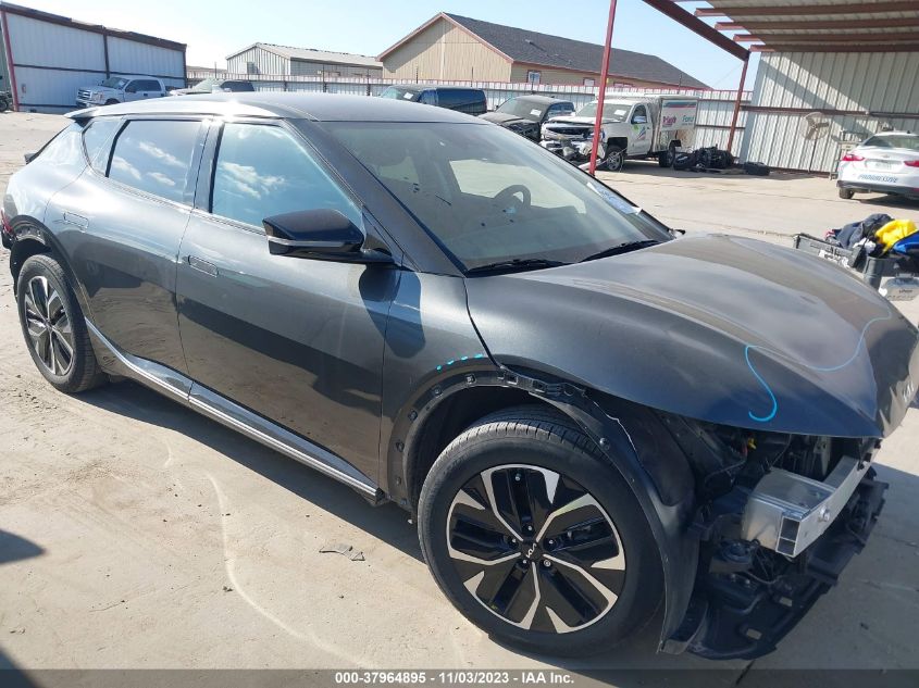 2022 KIA EV6 LIGHT/WIND/GT LINE - KNDC34LA2N5031096