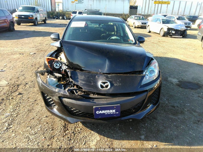 2013 MAZDA MAZDA3 I SPORT - JM1BL1UP8D1824597