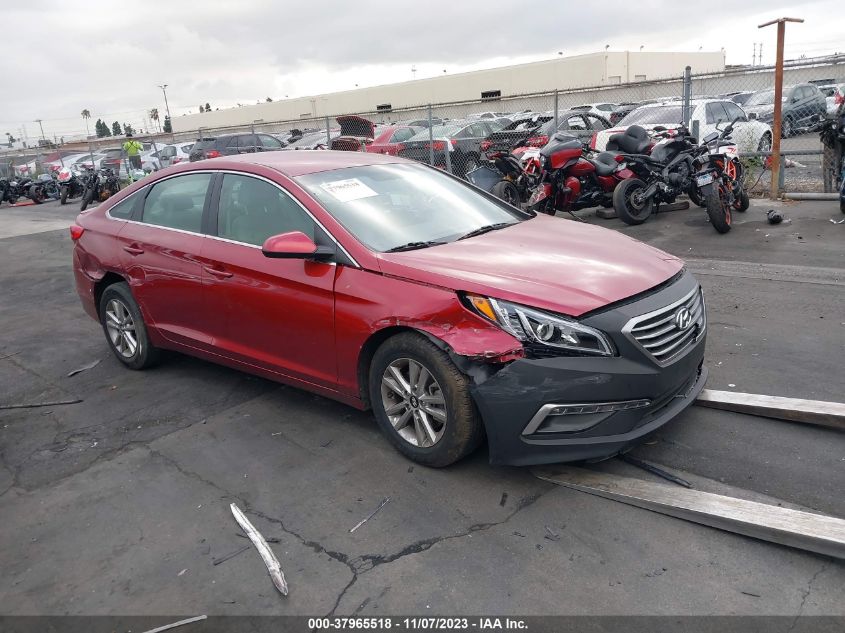 2015 HYUNDAI SONATA 2.4L SE - 5NPE24AF4FH258429